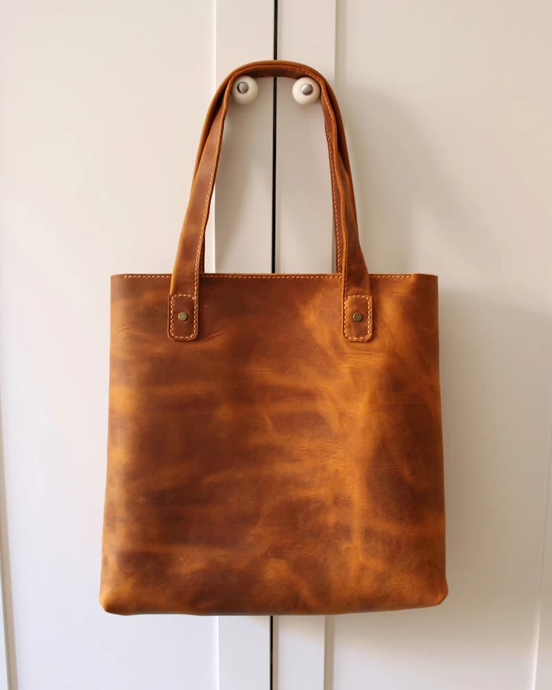 Sac cabas en cuir camel